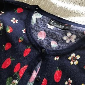 Retro Short-sleeve Strawberry Sweater